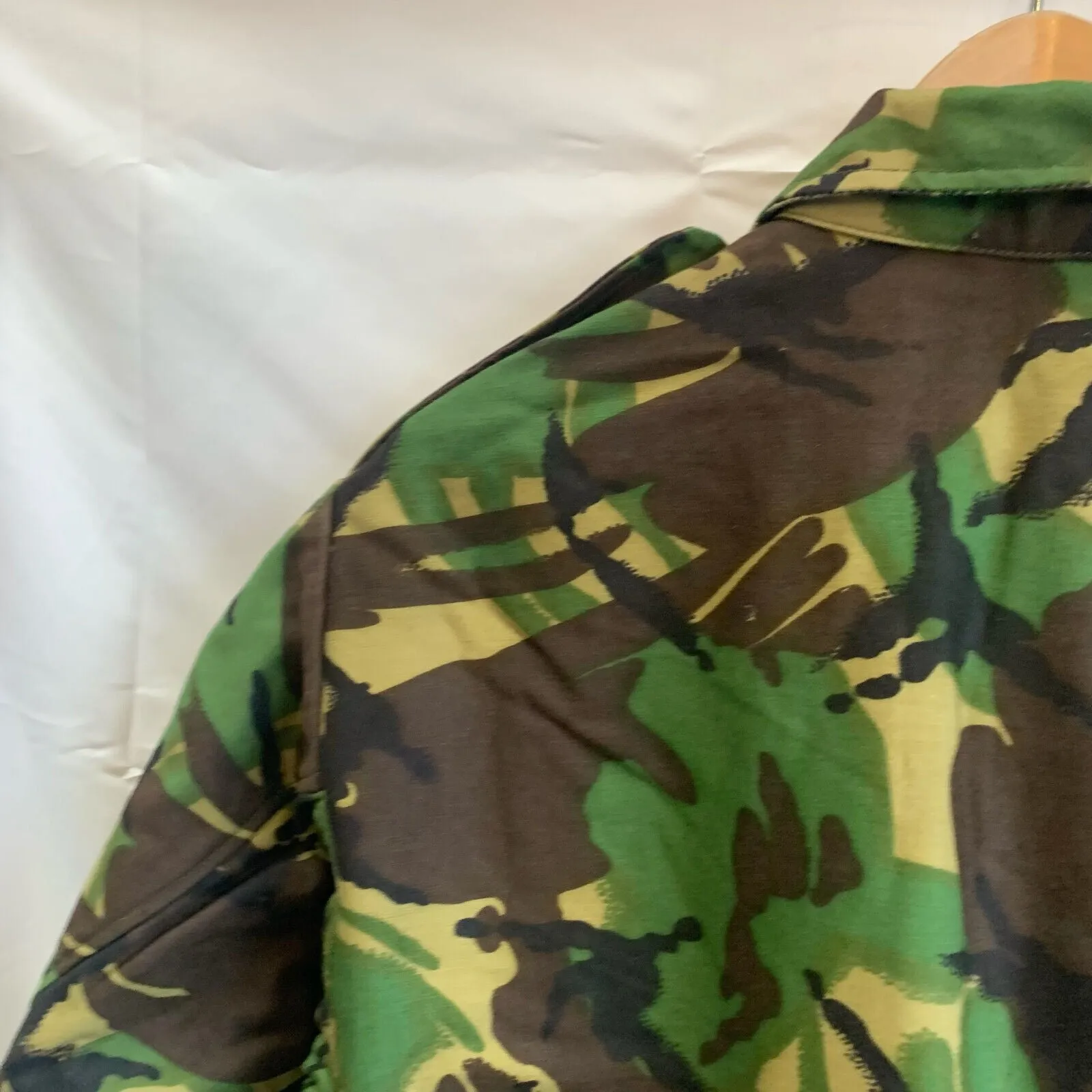 Genuine British Army Jungle DPM Camouflage Smock Combat Jacket - Size 190/104