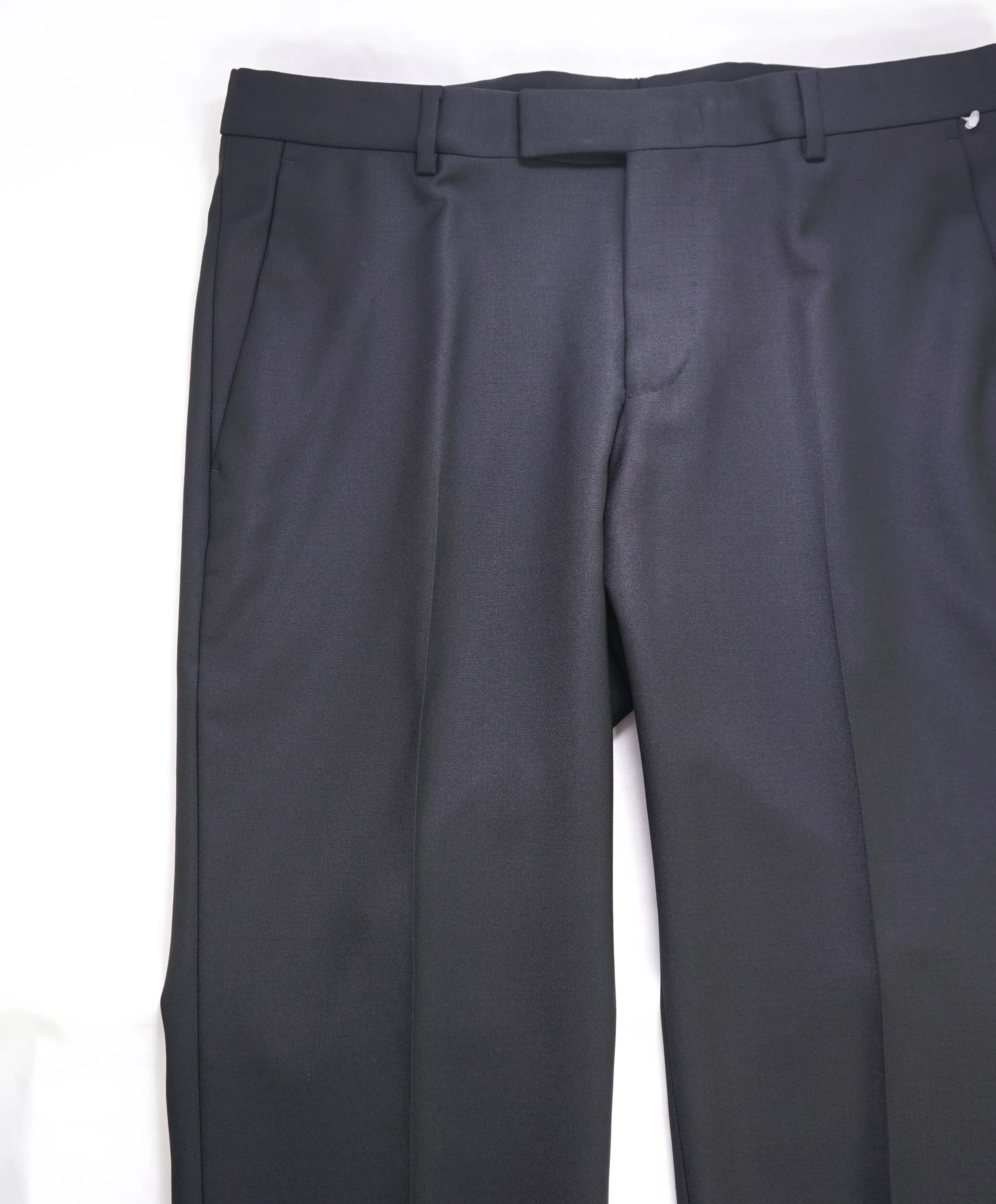 Z ZEGNA - *CLOSET STAPLE* Black Solid "SLIM" Flat Front Dress Pants - 32W